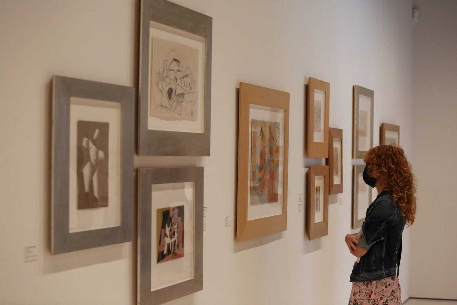 'Vanguardia dibujada' en la Sala Noble del Museo Carmen Thyssen.