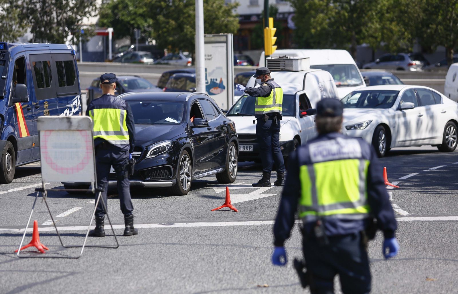 Coronavirus: Controles en las carreteras de Málaga, en fotos