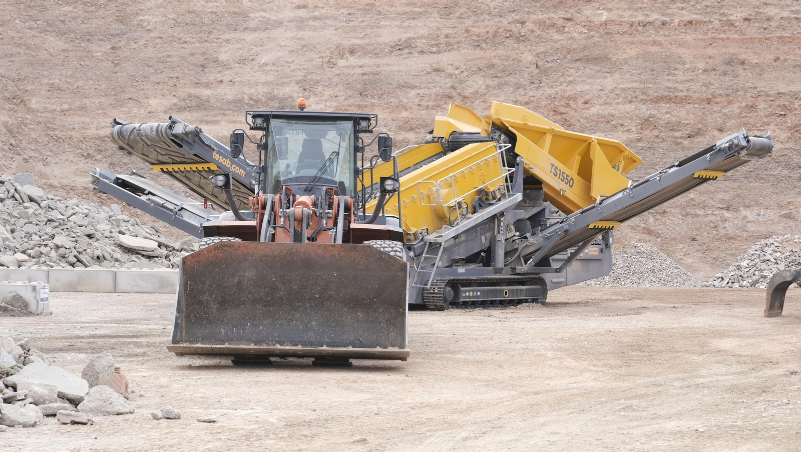 Imágenes de la inauguración de la planta de reciclado de residuos, en Gádor