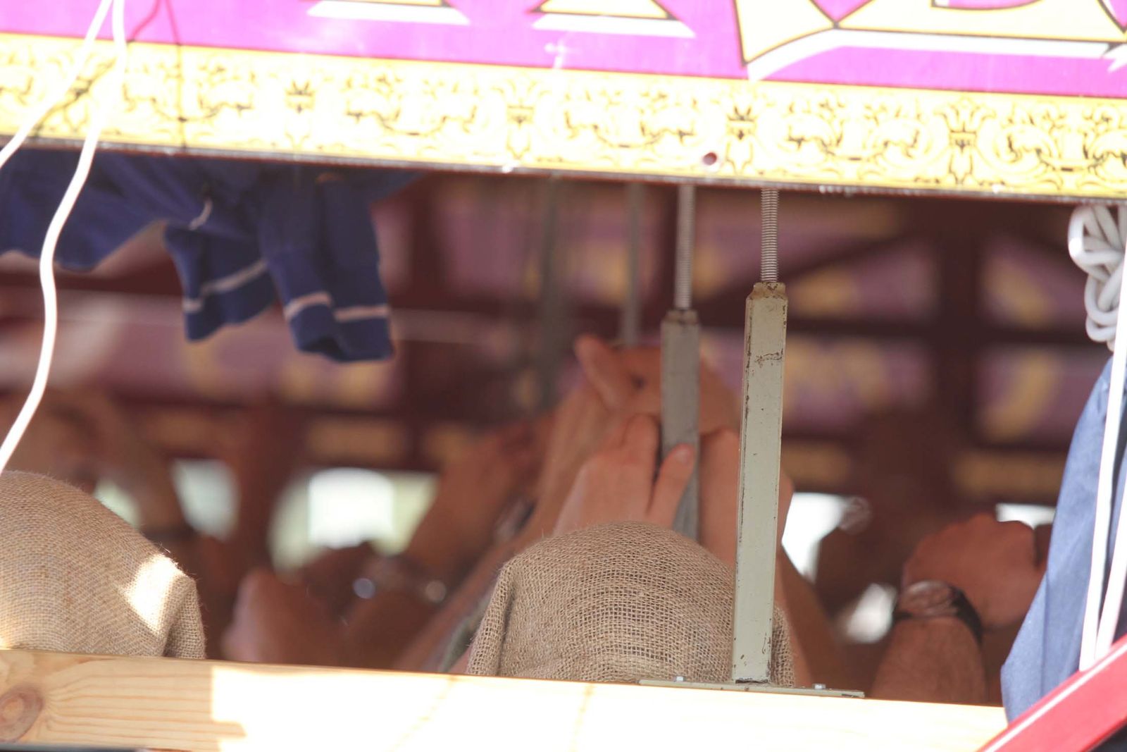 Imágenes del ensayo solidario de la Hermandad de Tres Caidas