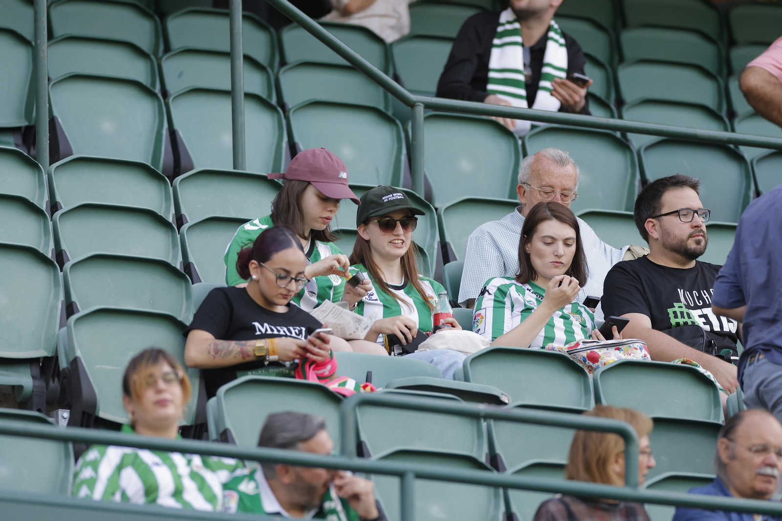 Búscate en las fotos del Betis-Rayo