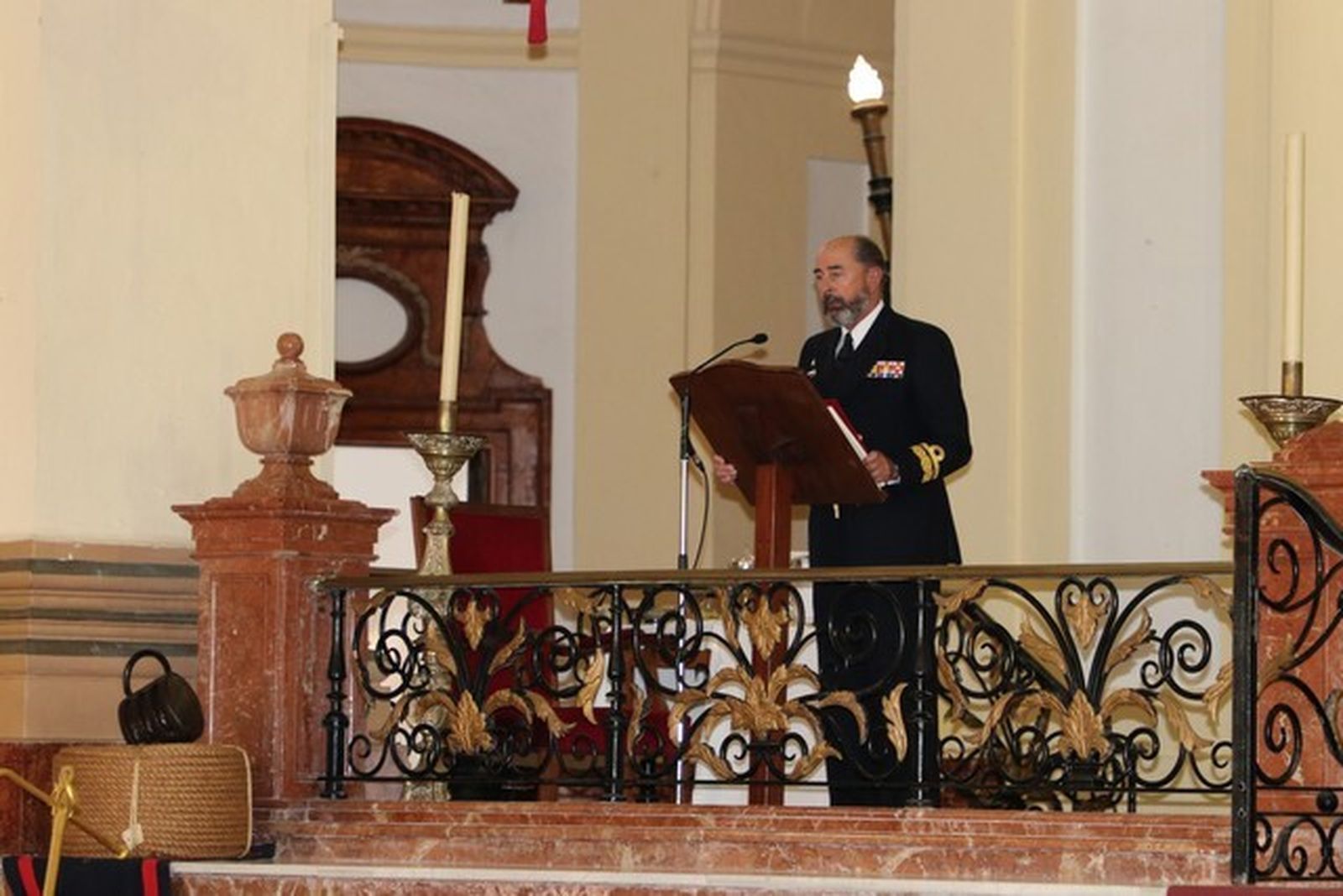 Misa en San Fernando por el fallecimiento del Almirante Jefe del Estado Mayor de la Armada