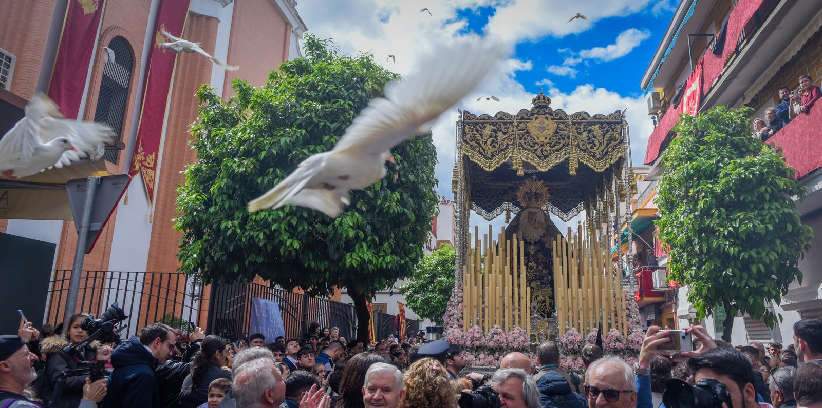 Las imágenes de la Hermandad de El Cerro en la Semana Santa de Sevilla 2024