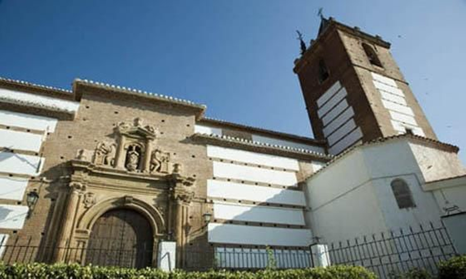 Ayuntamiento de Jerez del Marquesado. Iglesia de la Anunciación.