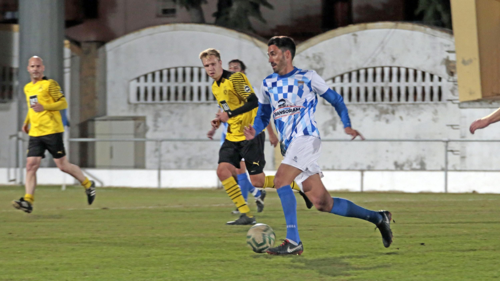 Partido amistoso entre veteranos del Borussia Dortmund y del Xerez CD