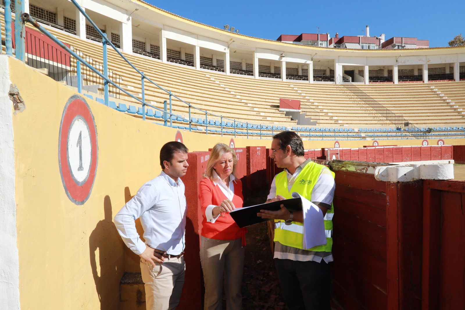 La alcaldesa, Ángeles Muñoz, durante la presentación de las obras.