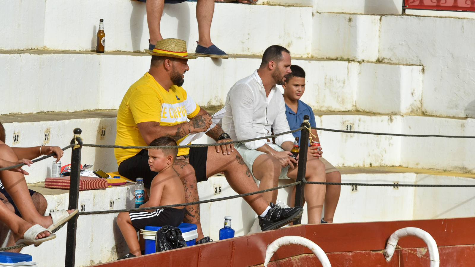 Búscate en las fotos del  festejo mixto de la Feria Real de San Roque