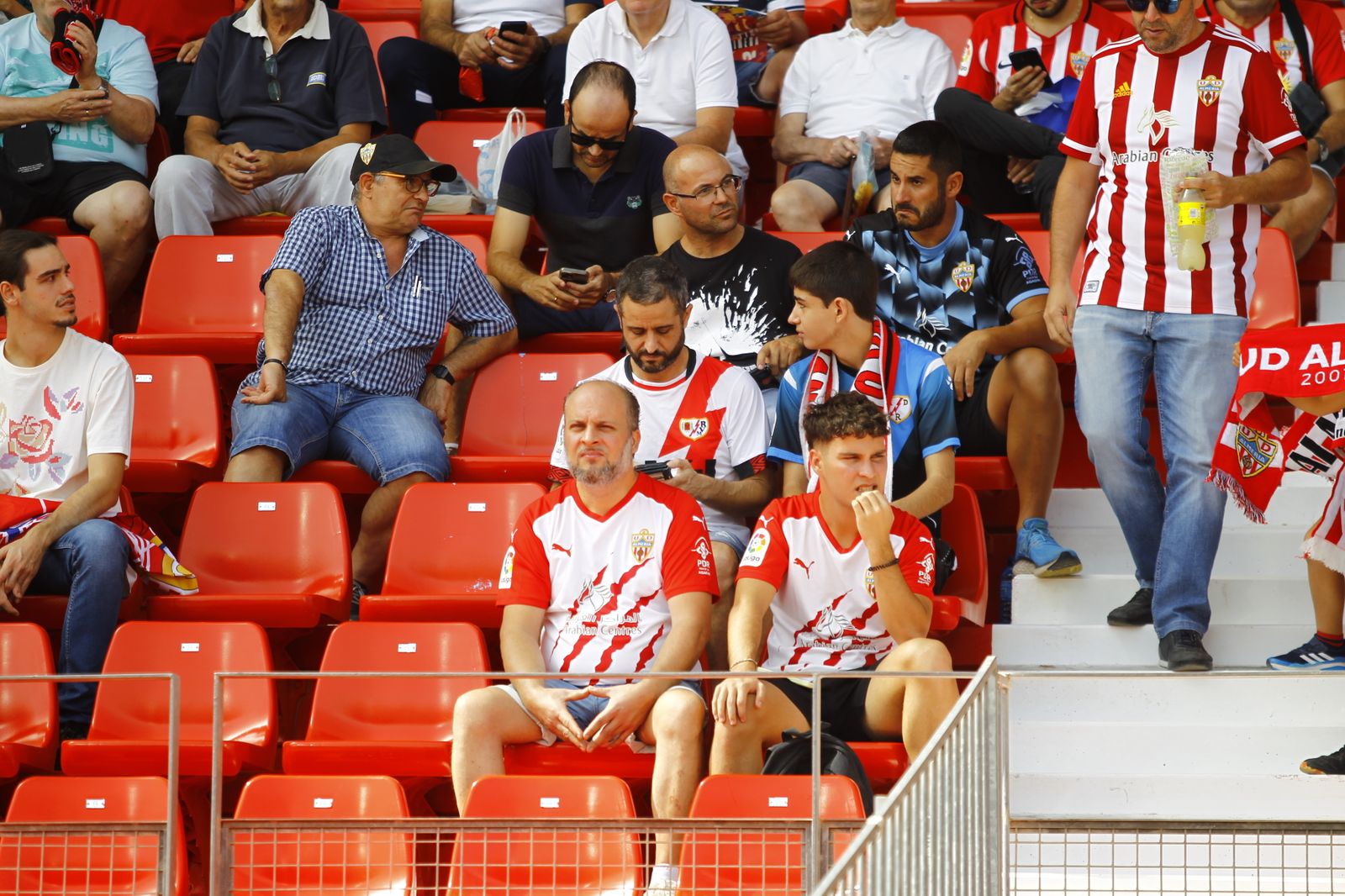 Imágenes de la U.D. Almería-Rayo Vallecano