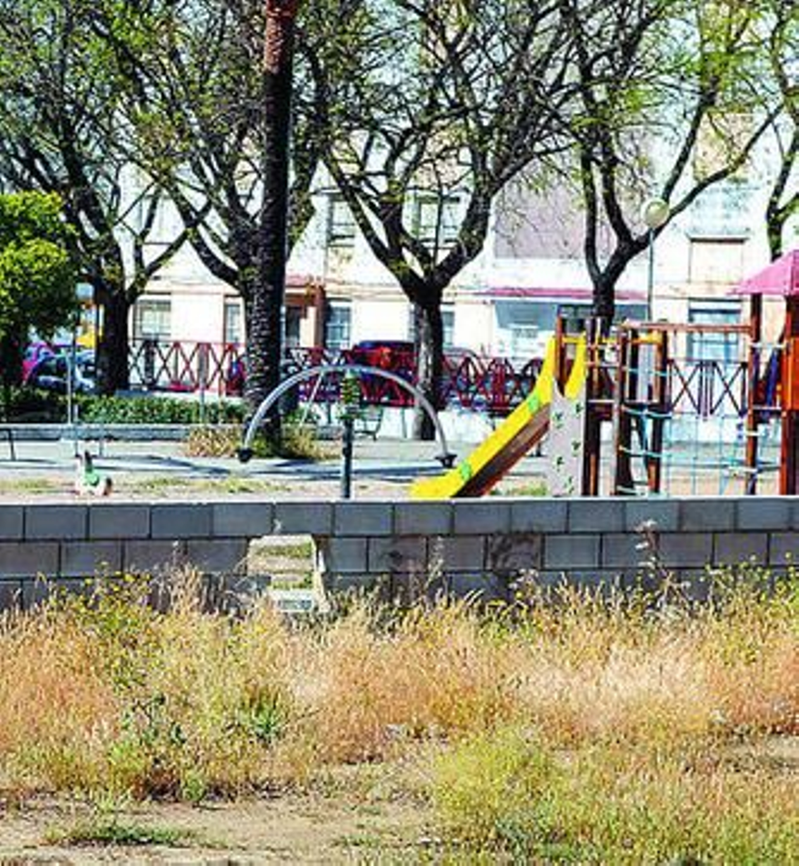 Un parque abandonado junto a Juan XXIII