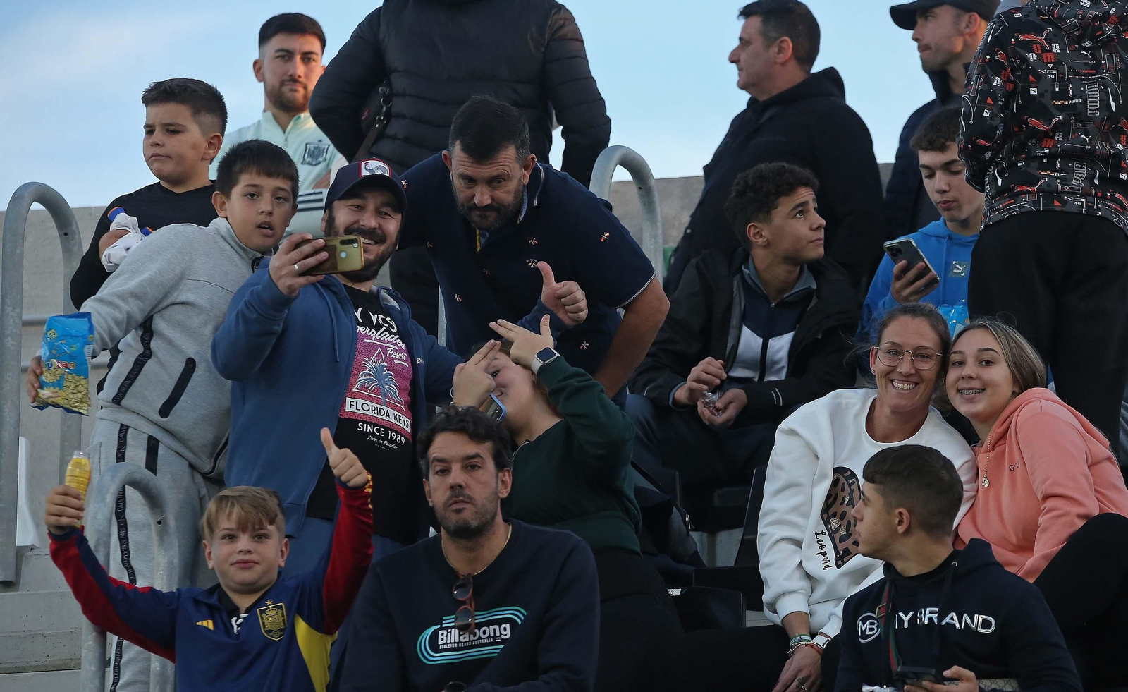 Búscate durante el Balona - Sevilla Atlético en el Ciudad de La Línea