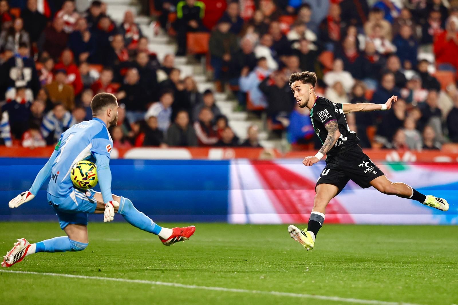 El Granada-Málaga CF, en fotos