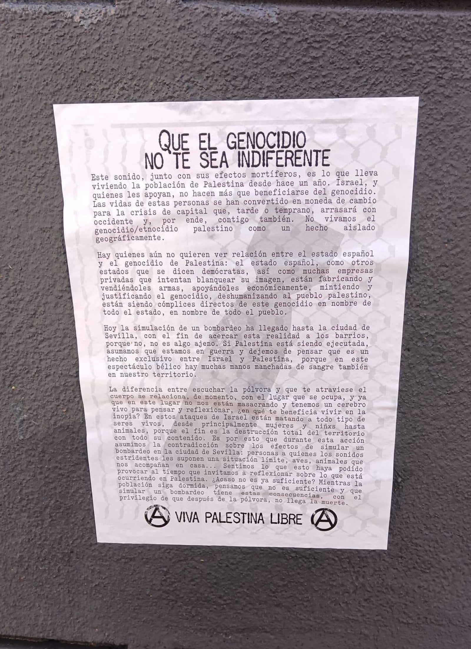 Cartel sobre las explosiones de petardos en Sevilla por la situación en Palestina
