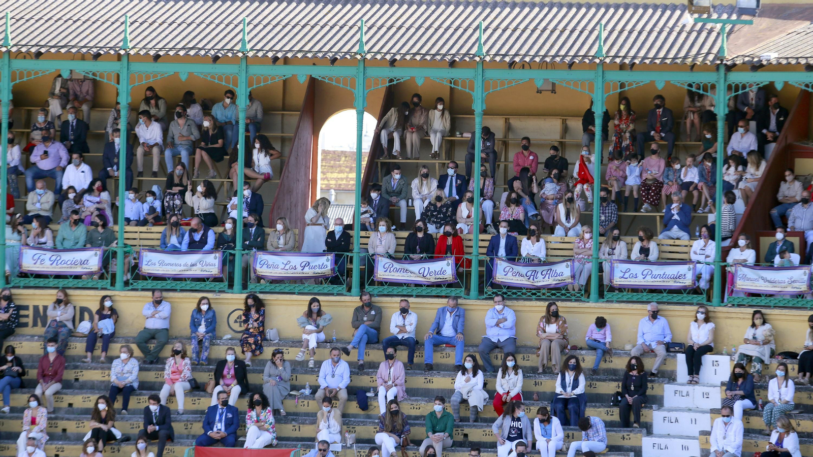Imágenes de la Misa de Pentecostés en la Plaza de Toros de Jerez