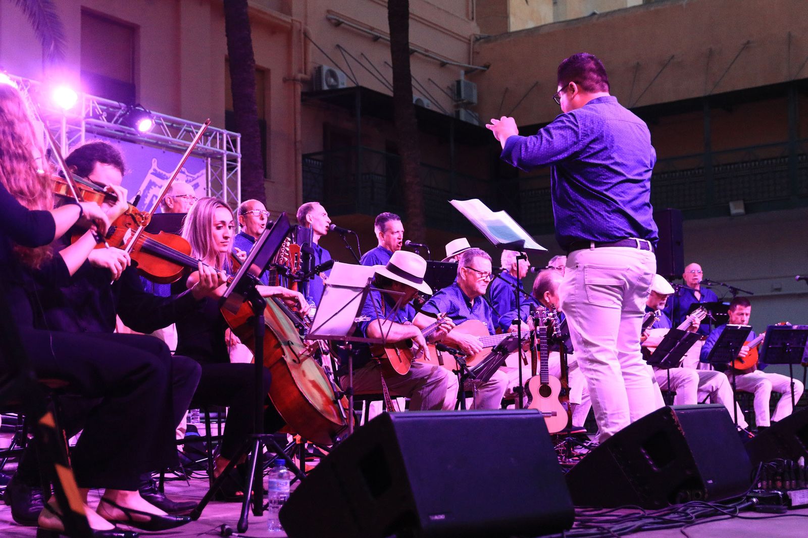 Las imágenes del Festival Enclave de Sol, con Almenara y Albaladre