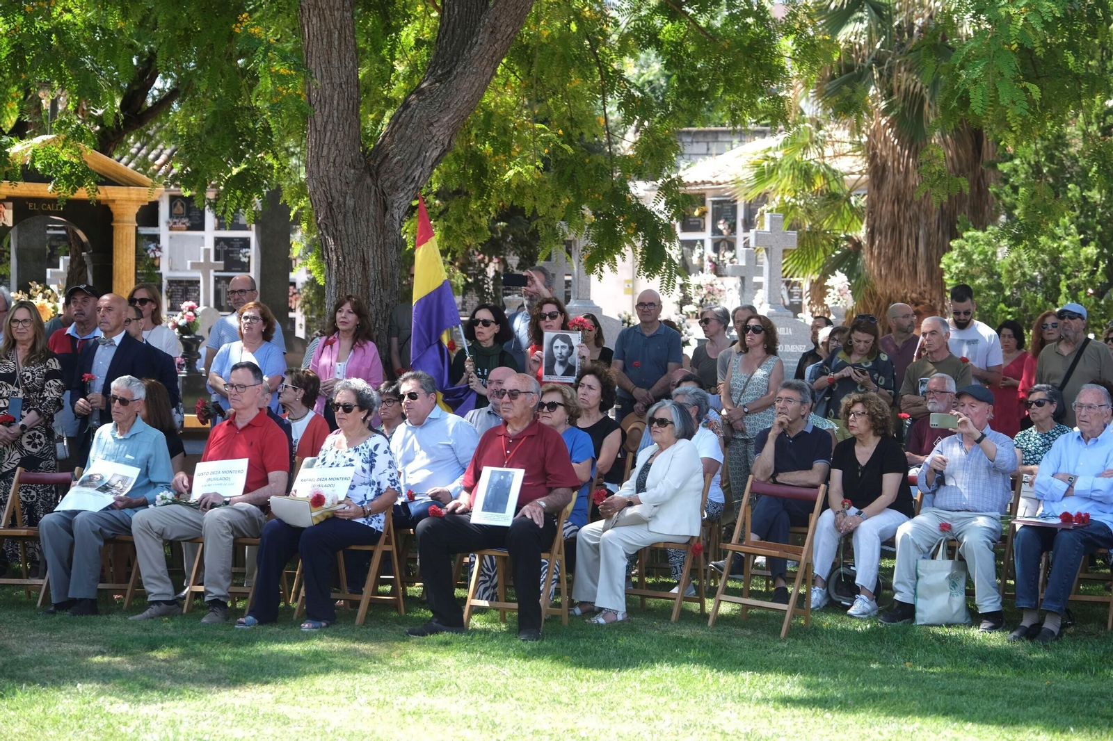 El homenaje a las víctimas del franquismo en Córdoba, en imágenes