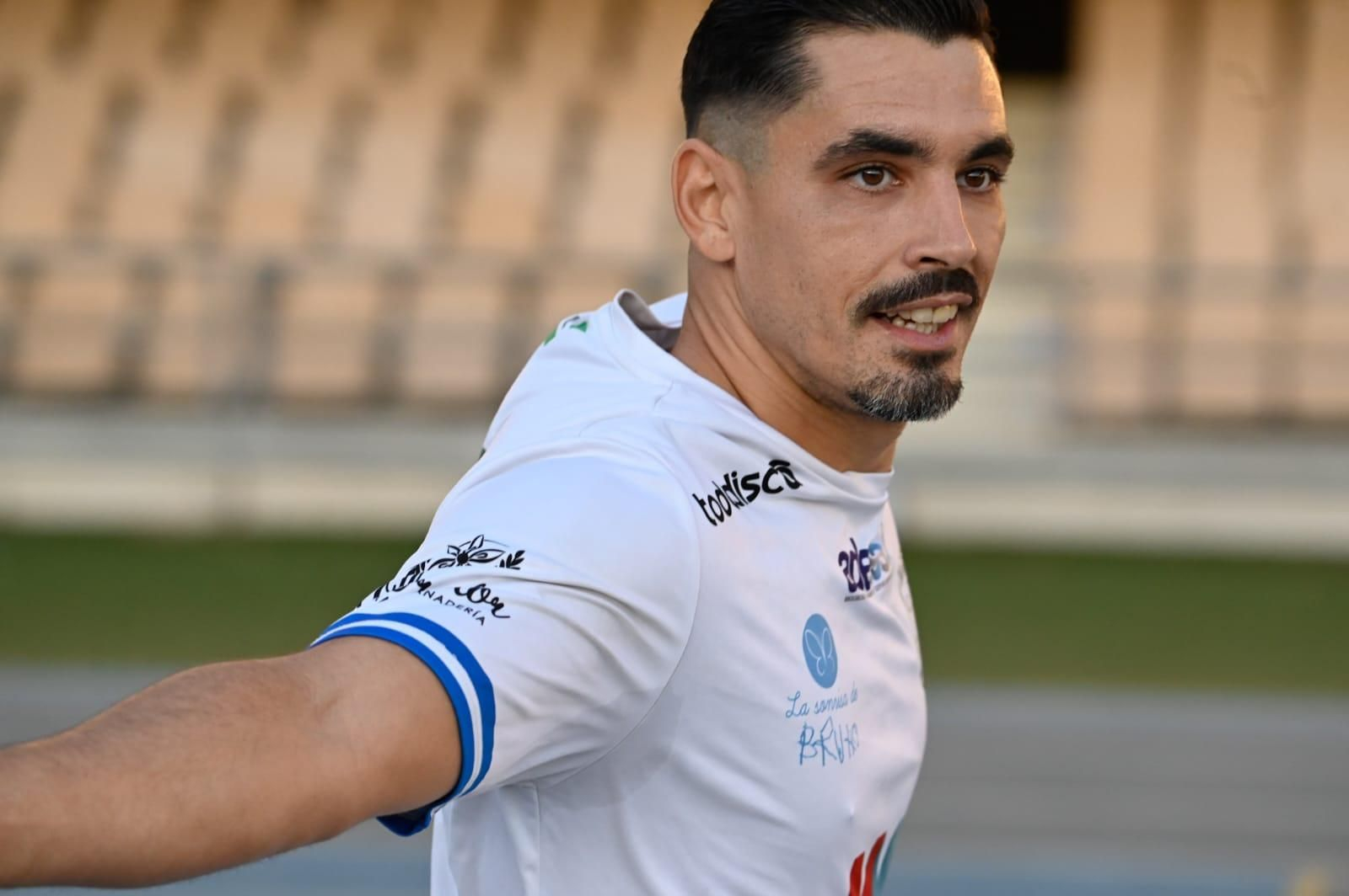 Imágenes de la victoria del Jerez Industrial frente al San Fernando 1940 en Chapín