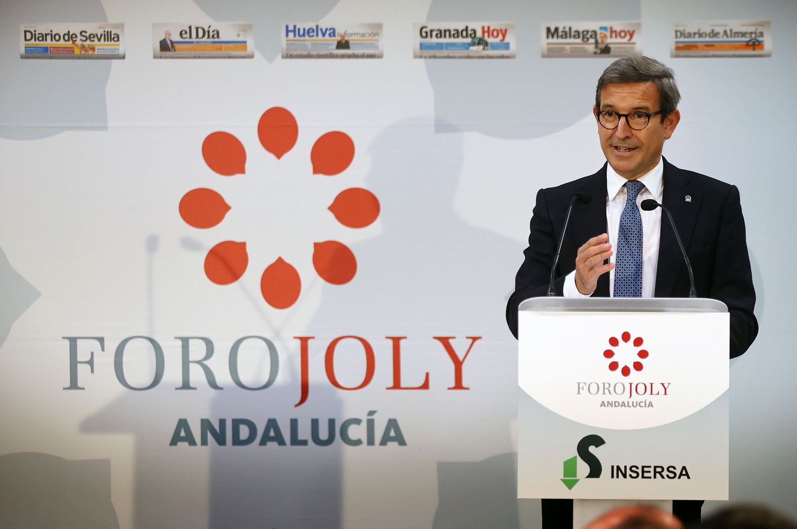 Imágenes del desayuno-coloquio con Jorge Paradela en el Foro Joly Andalucía celebrado en Huelva