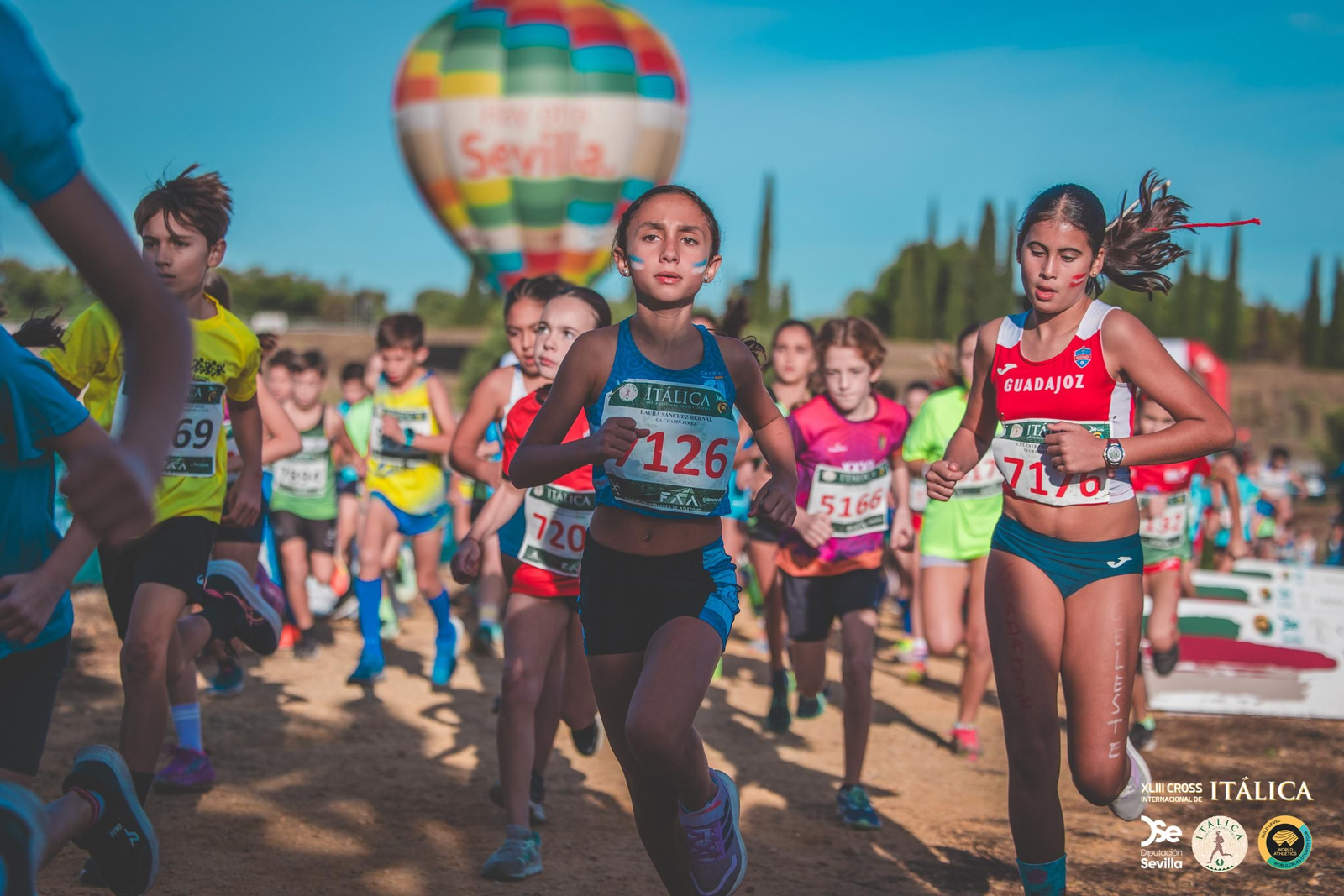 Búscate en las fotos del Cross de Itálica 2025 | 8