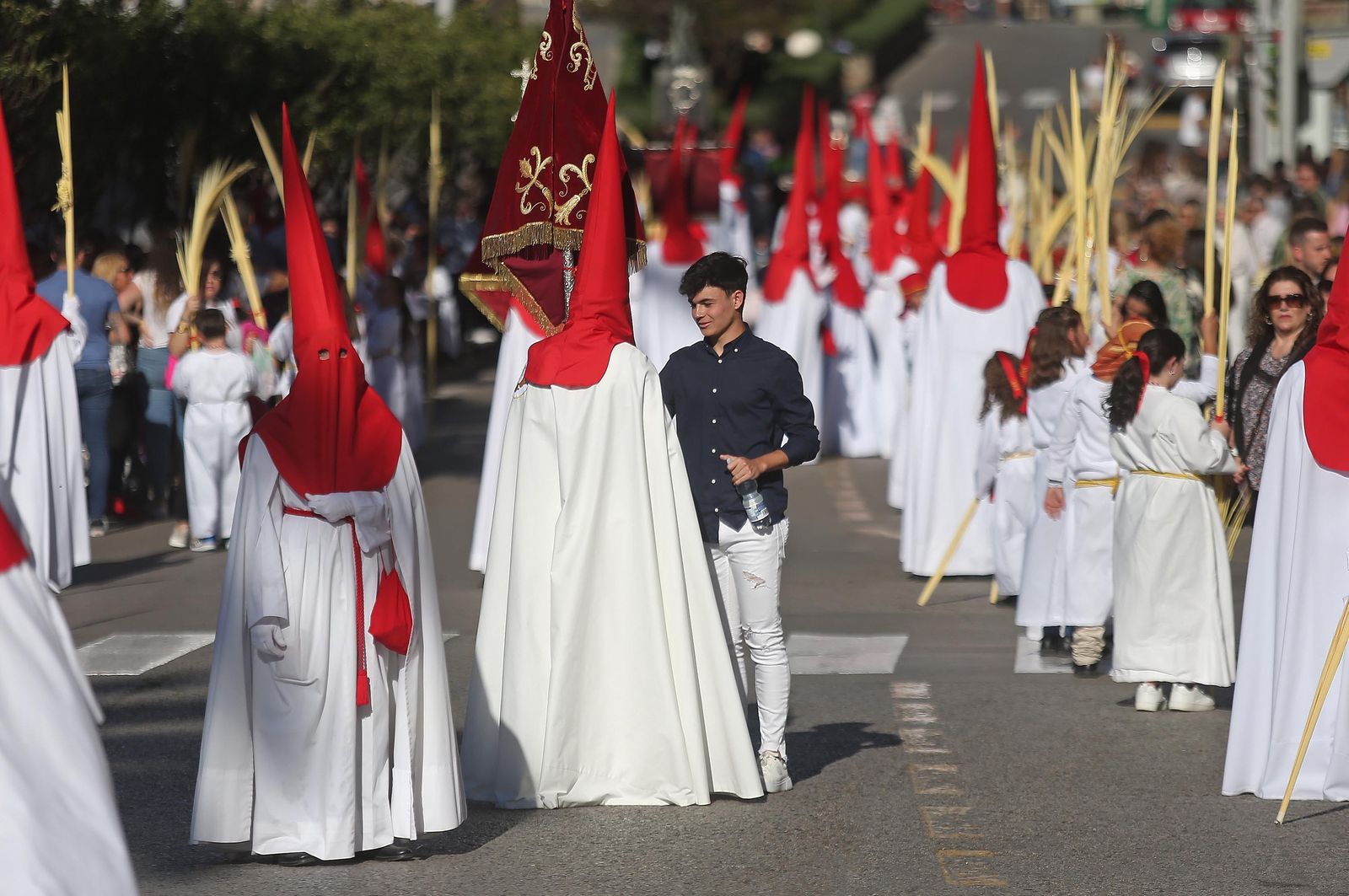Fotos del Domingo de Ramos en Algeciras: Borriquita y Oración en el Huerto