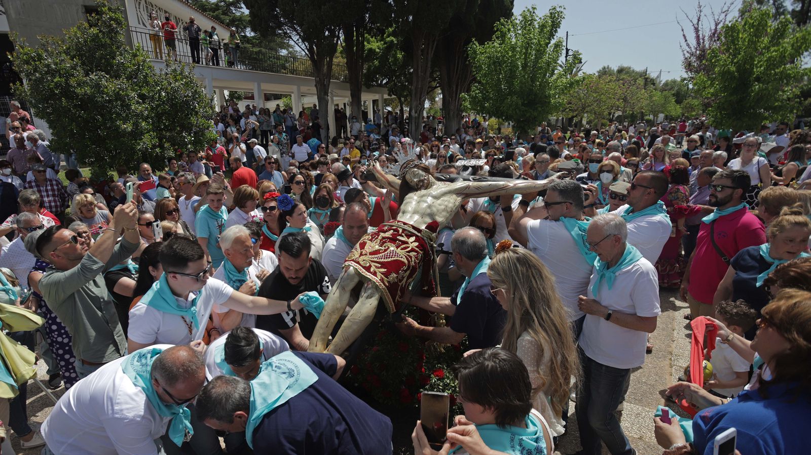 Fotos de la romería del Cristo de la Almoraima en Castellar