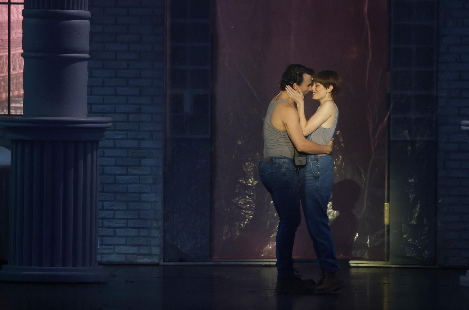 El musical de Ghost en Málaga, con David Bustamante y Ricky Merino, en fotos