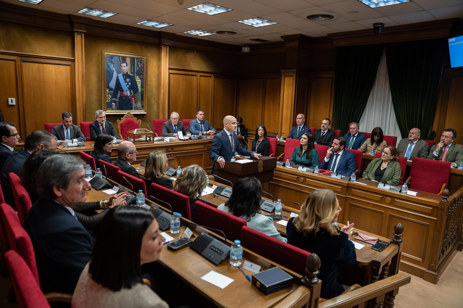 Así se ha vivido la investidura del nuevo presidente de la Diputación Provincial de Almería