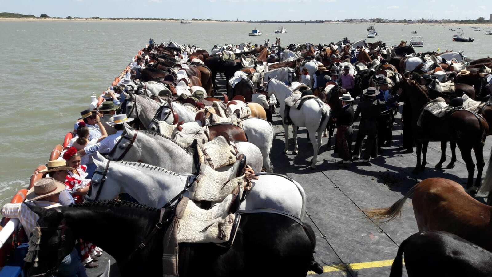 Imágenes del embarque de Sanlúcar