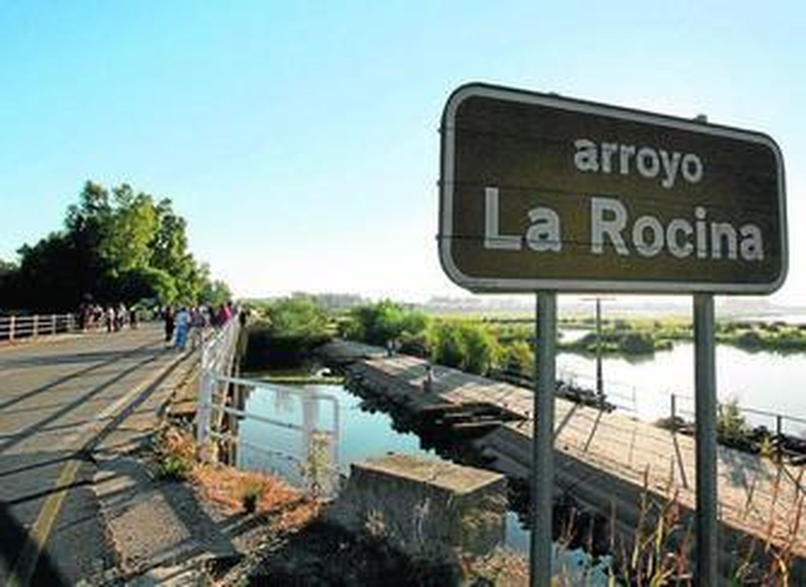 Puente de La Canaliega, sobre el arroyo La Rocina.