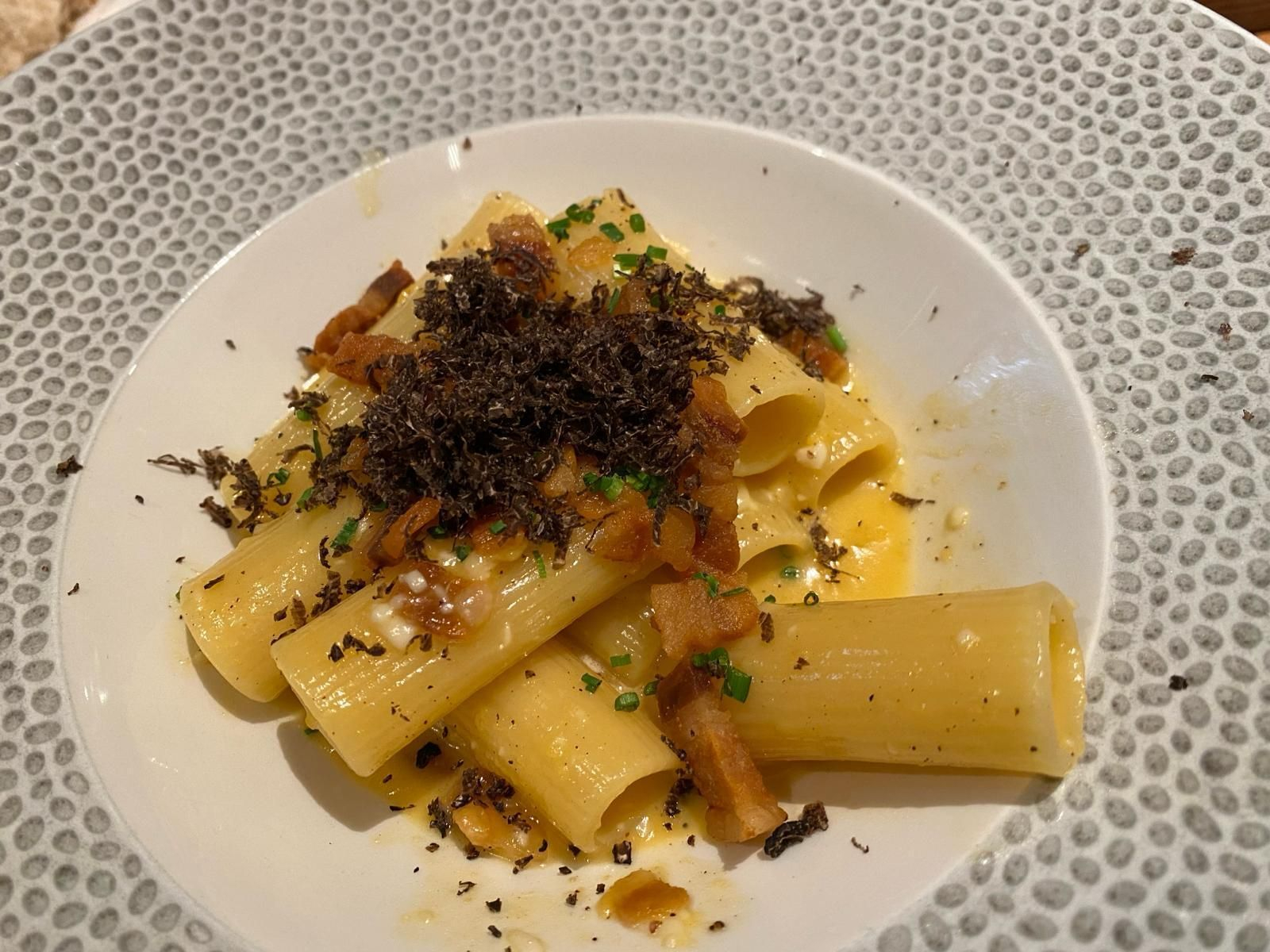 Las imágenes del impactante menú de Contrpaunto donde la trufa es la reina de la fiesta