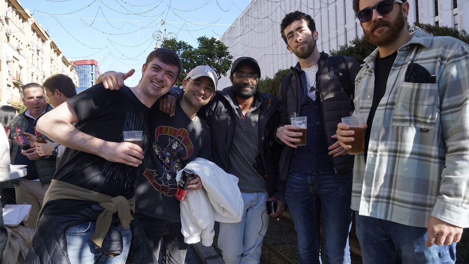 Encuéntrate en la galería del tardeo del sábado en San Sebastián 2025 en Huelva