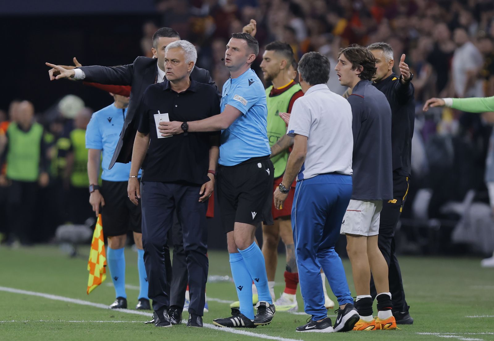 Las imágenes del Sevilla-Roma