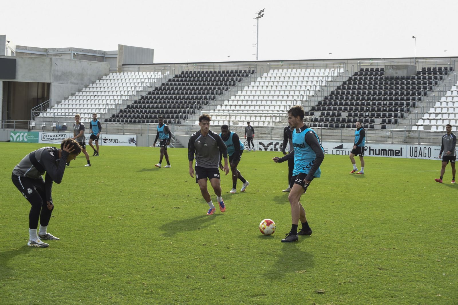 Las fotos del primer entrenamiento de David Muñoz con la Balona