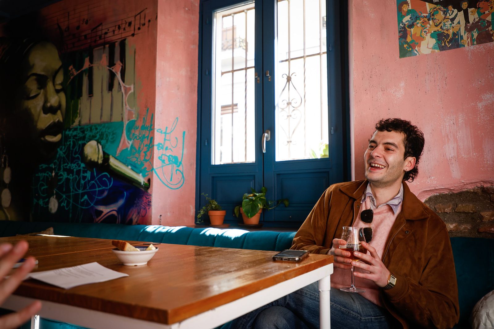 Javier Sola, integrante de Lima Negra, durante la entrevista.