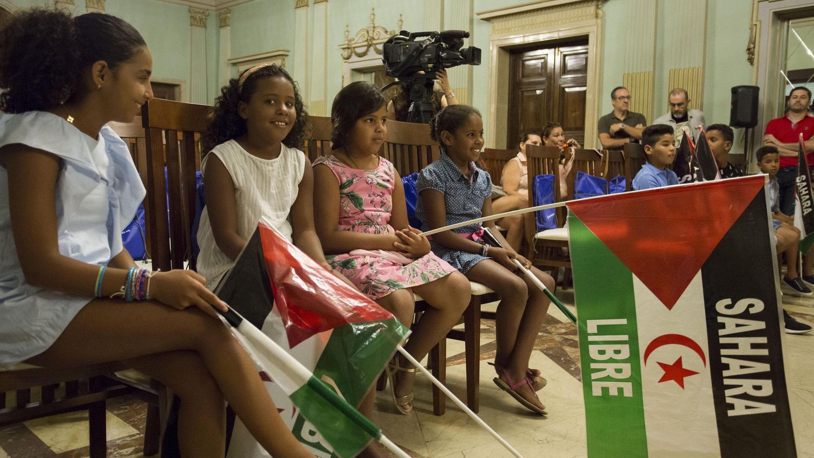 Recibimiento de lo niños saharauis en el Ayuntamiento en 2018. Recibimiento de lo niños saharauis en el Ayuntamiento en 2018.