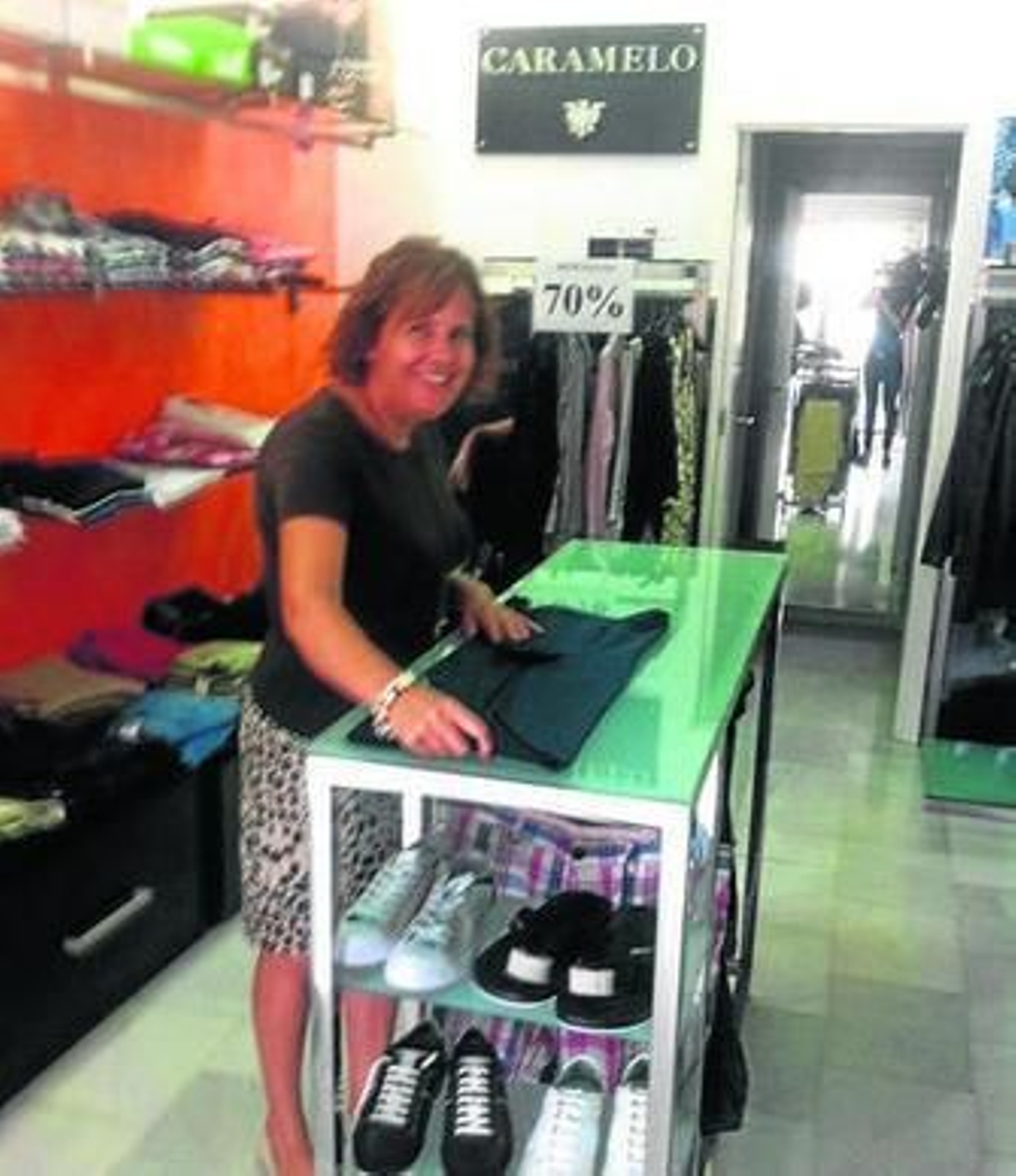 María Sánchez, propietaria de las tiendas JMV.
