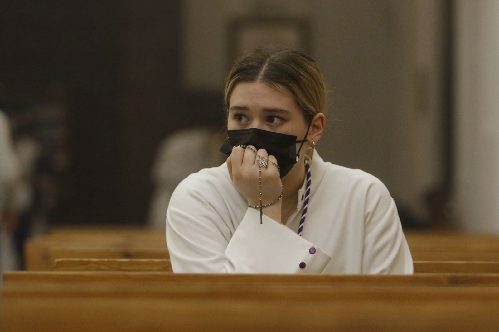 Las imágenes de impotencia en la Trinidad: la Santa Faz suspende su procesión en Córdoba