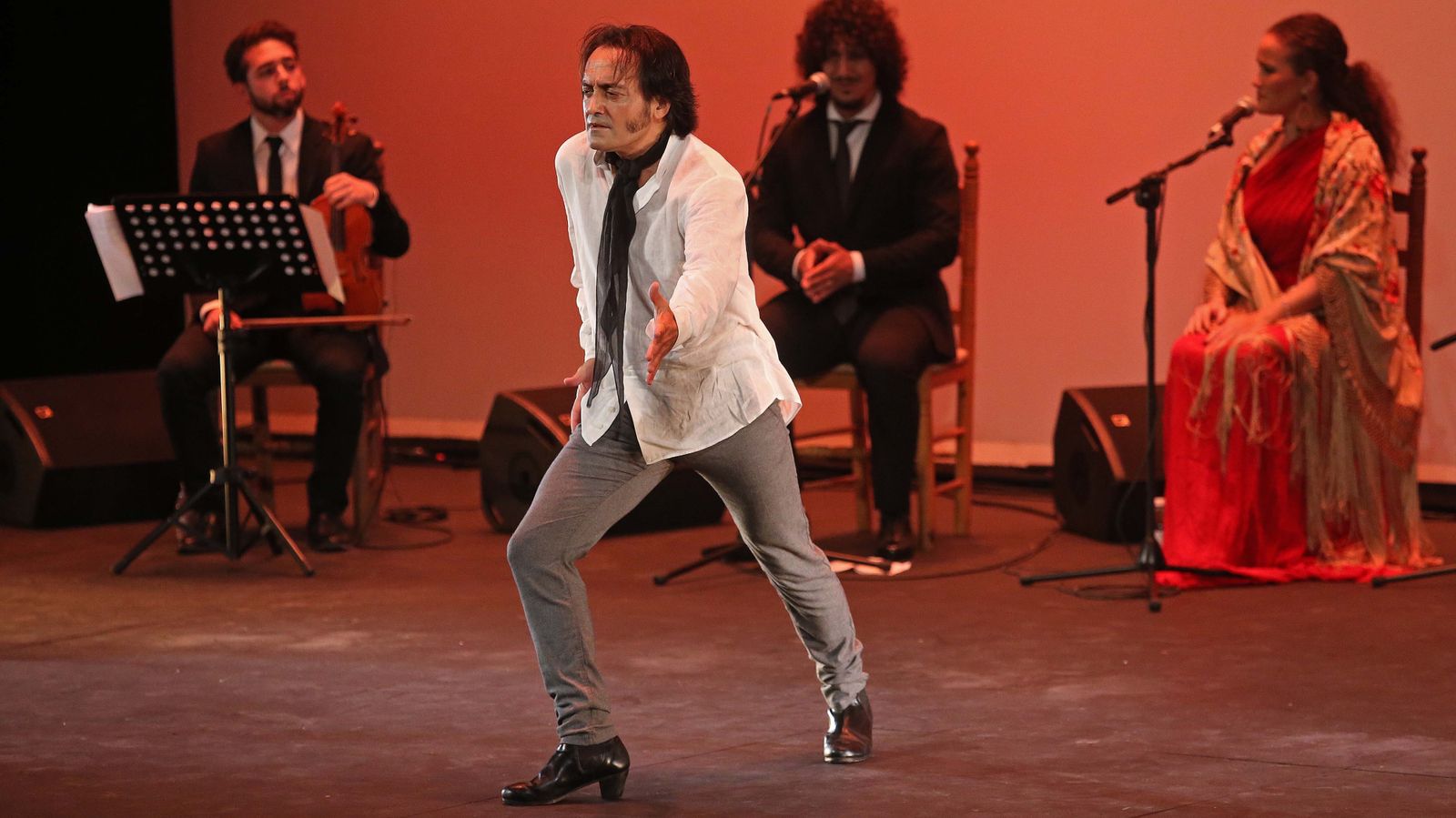 Remedios Amaya triunfa en la tercera noche de la Bienal de San Roque