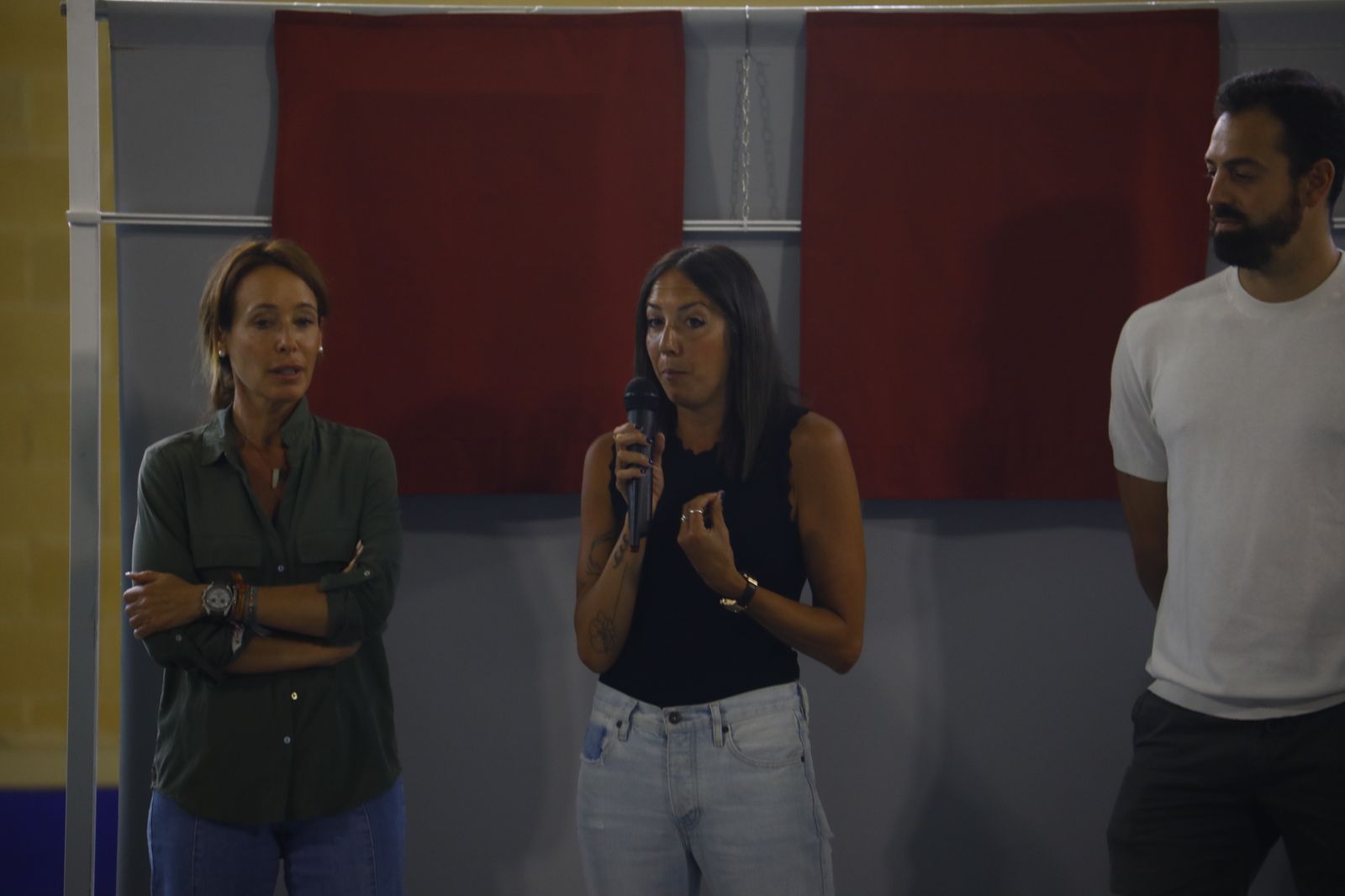 El homenaje de Córdoba a los nadadores Rafa Muñoz y Belén Domenech, en imágenes