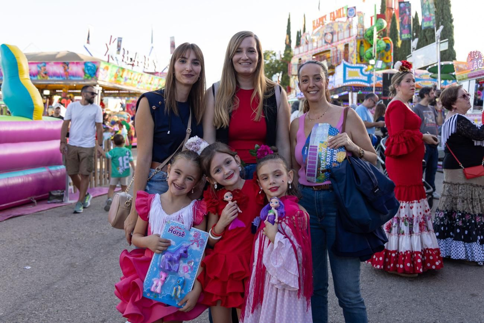 Cientos de jiennenses acudieron a su cita con los "cacharricos"