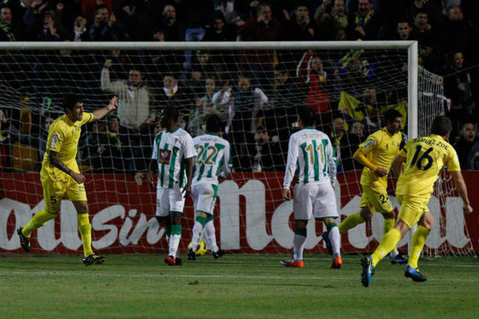 El Córdoba cae en Alcorcón 2-1. / LOF