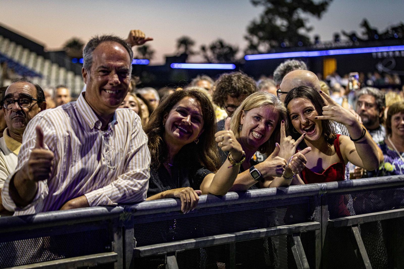 Búscate en las imágenes del concierto de Simple Minds en Concert Music Festival