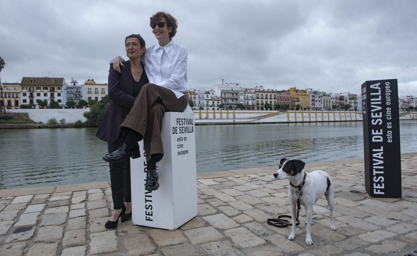 La periodista María Guerra y la actriz Aixa Villagrán, presentadoras de la gala.