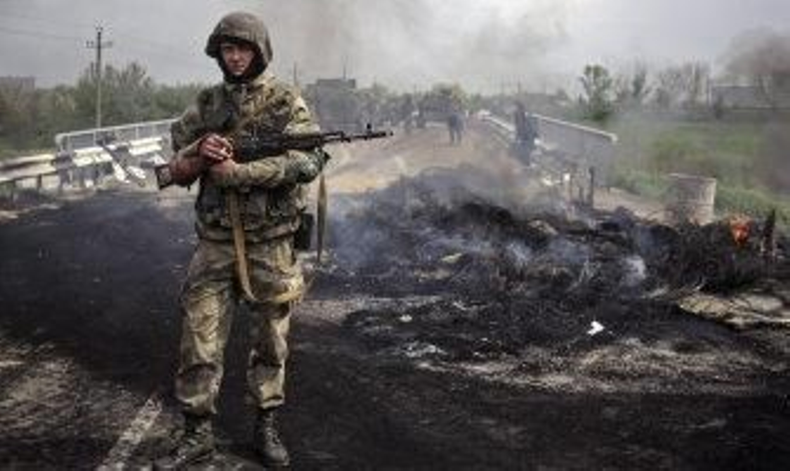 Liberan a inspectores europeos mientras se recrudecen los combates en Ucrania