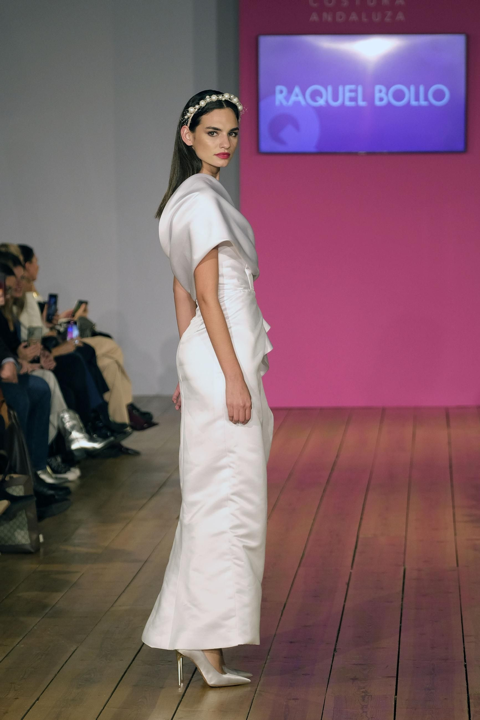 Raquel Bollo presenta su colección de invitada en SIQ, en imágenes
