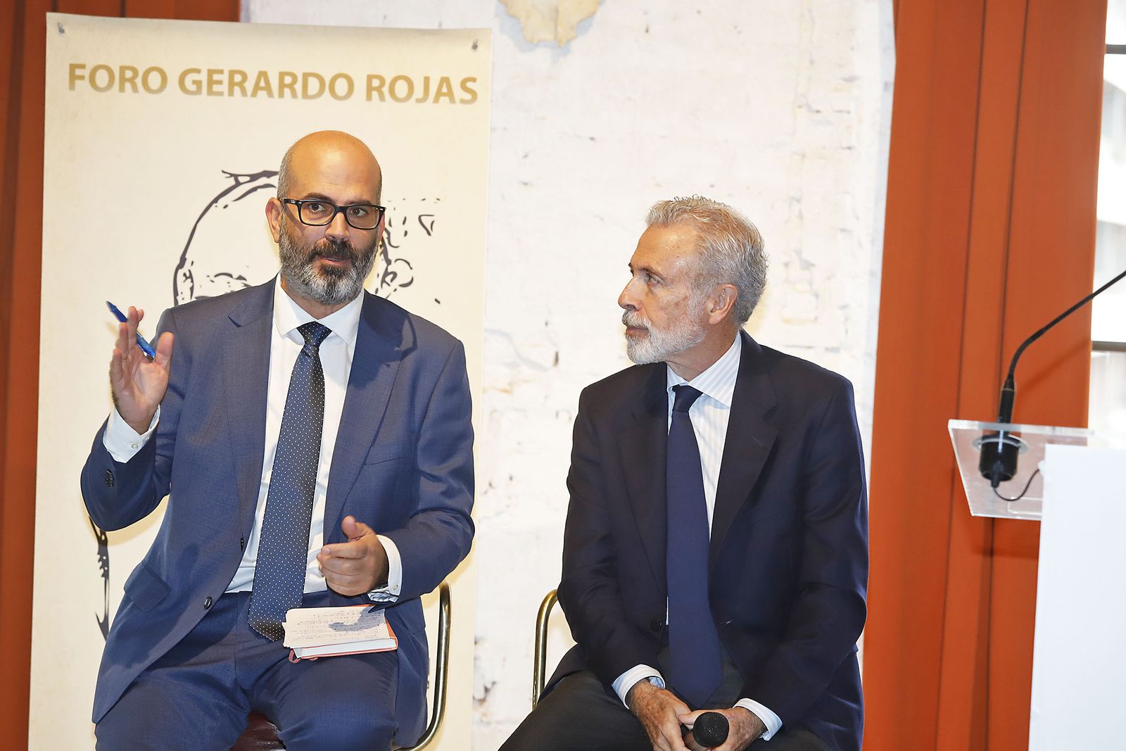 Imágenes del Foro Gerardo Rojas de Huelva Información