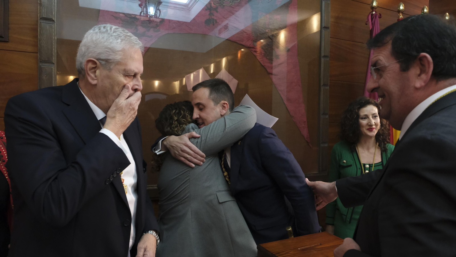 Imágenes de la investidura del nuevo Alcalde de Vera, Alfonso García Ramos