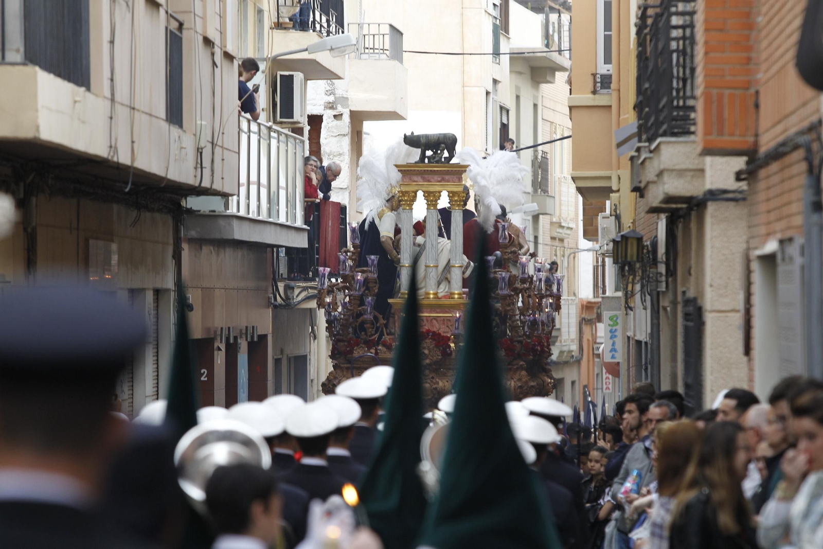 Imágenes de la Procesión de la Macarena. Semana Santa Almería 2019