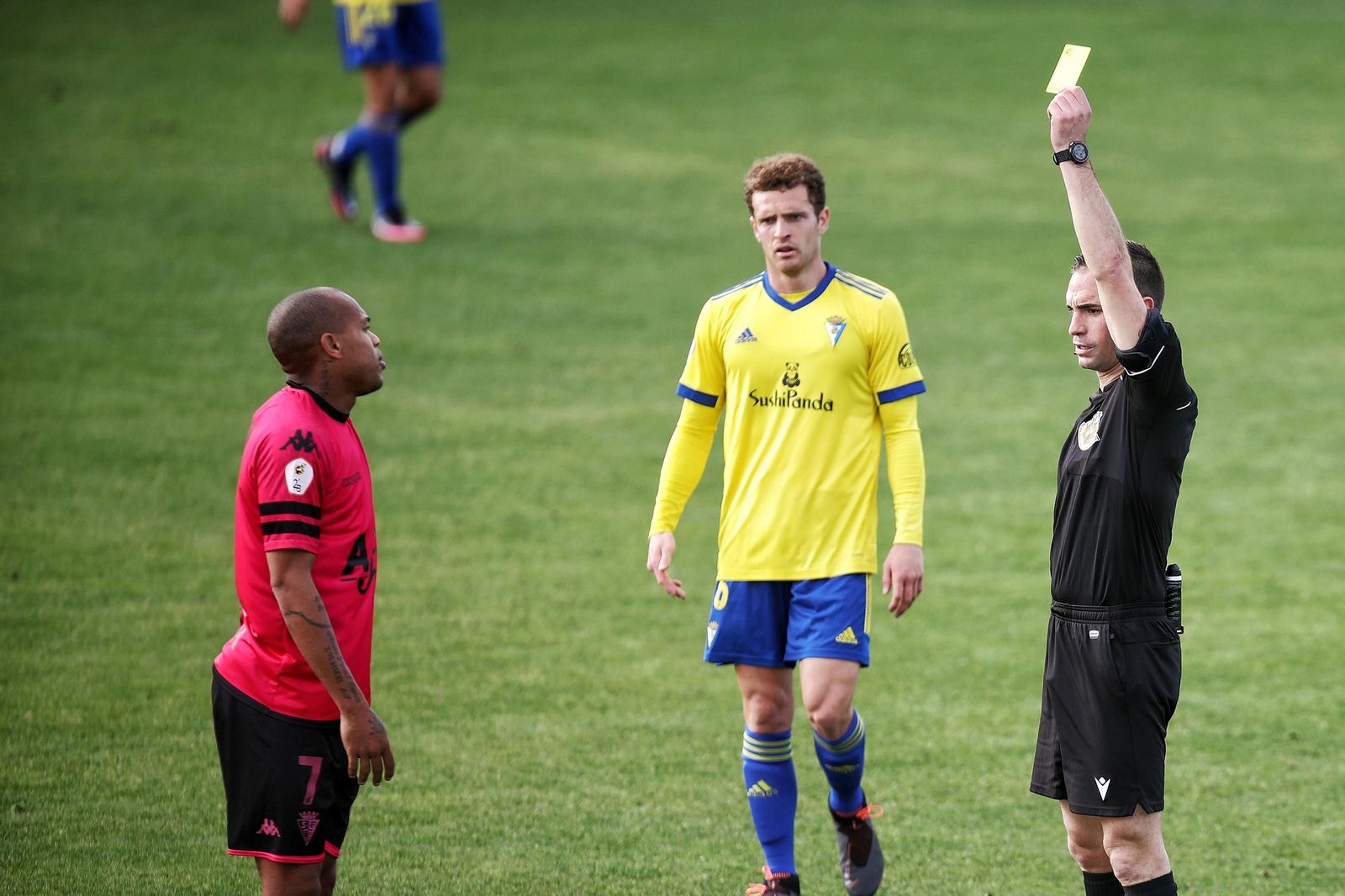 Cádiz B - San Fernando: Las imágenes del partido