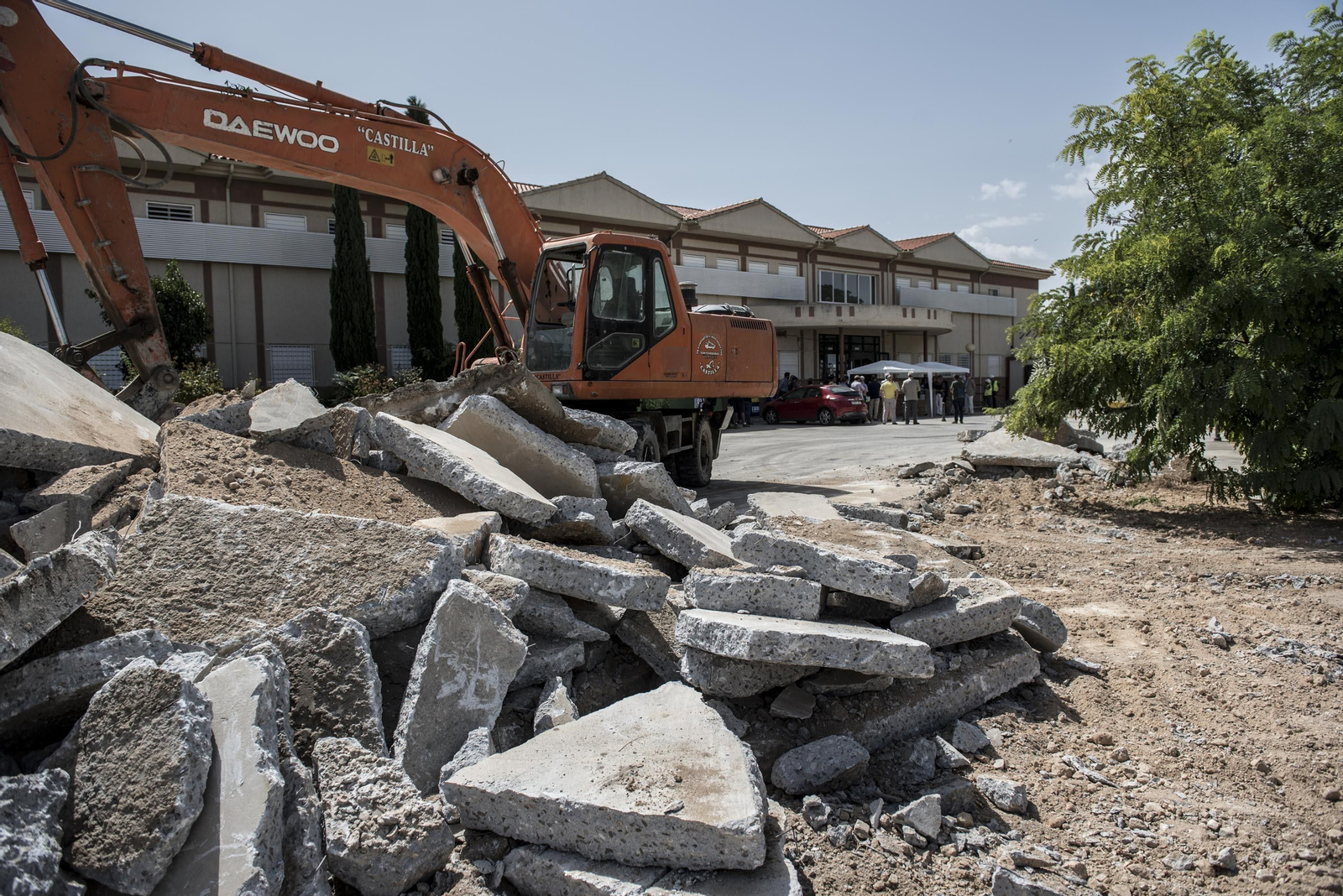 Imagen de archivo del inicio del obras en un instituto del Área Metropolitana.