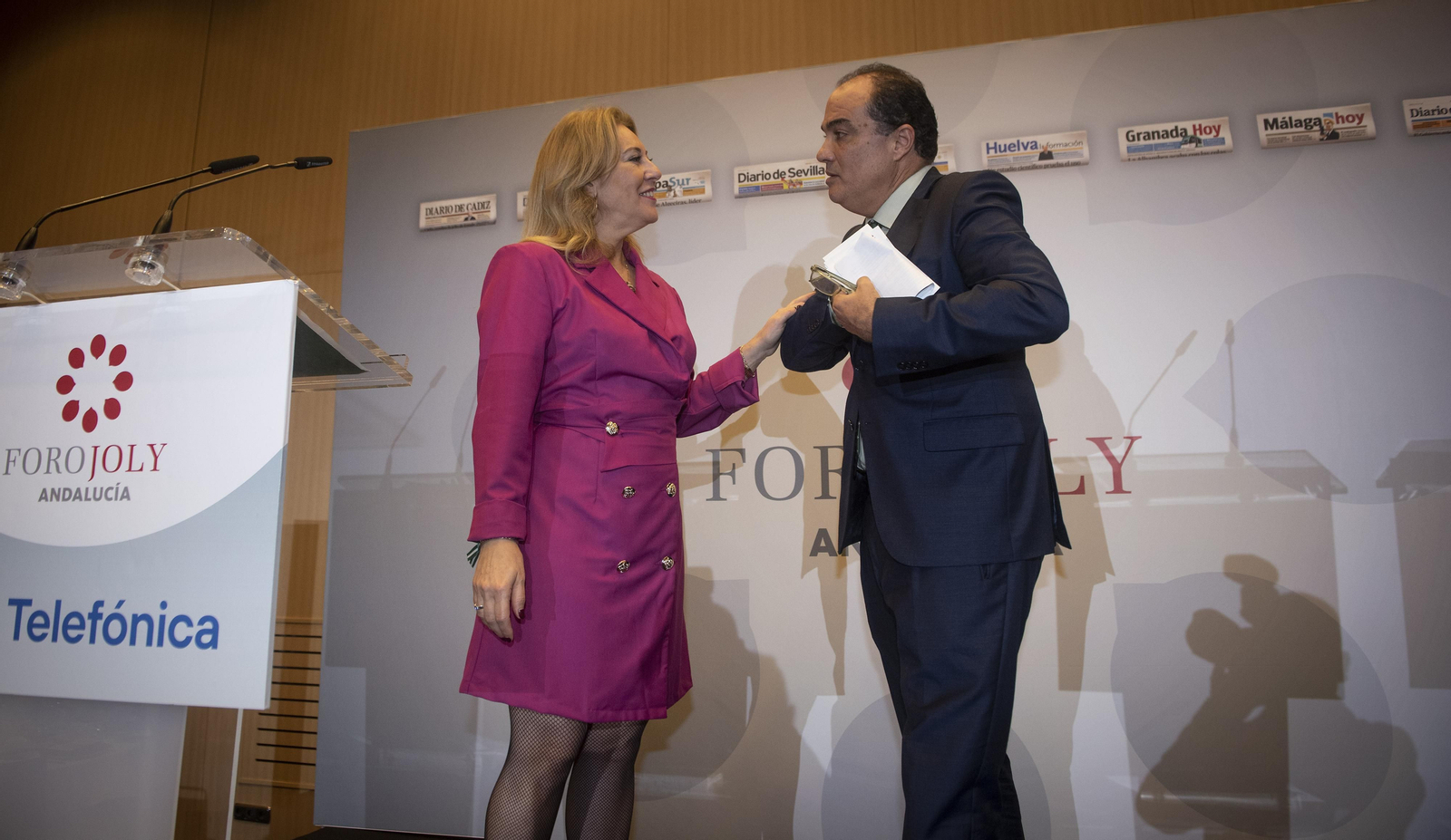 FORO JOLY.  Dña.Carolina España